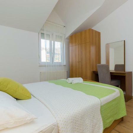 Apartmani Skelin***/**** Kastela Dış mekan fotoğraf