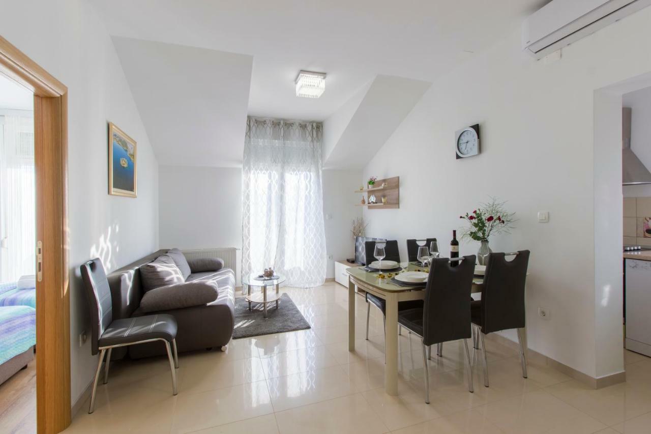 Apartmani Skelin***/**** Kastela Dış mekan fotoğraf