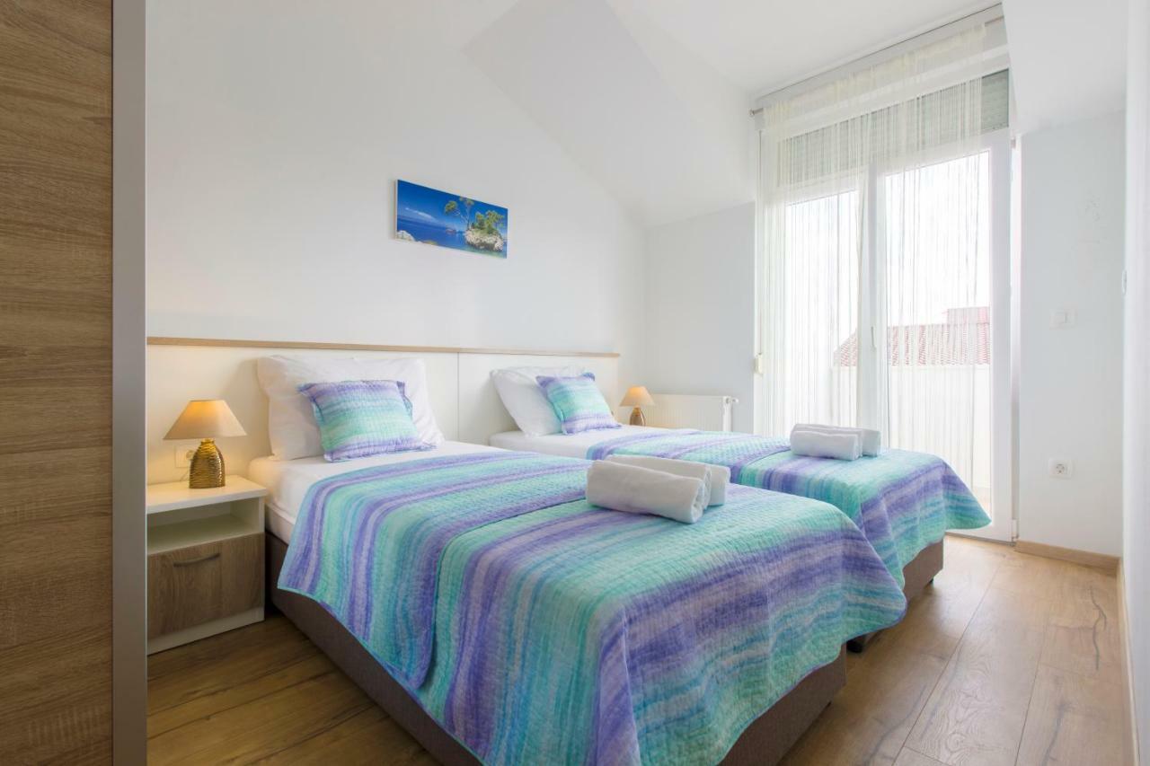 Apartmani Skelin***/**** Kastela Dış mekan fotoğraf