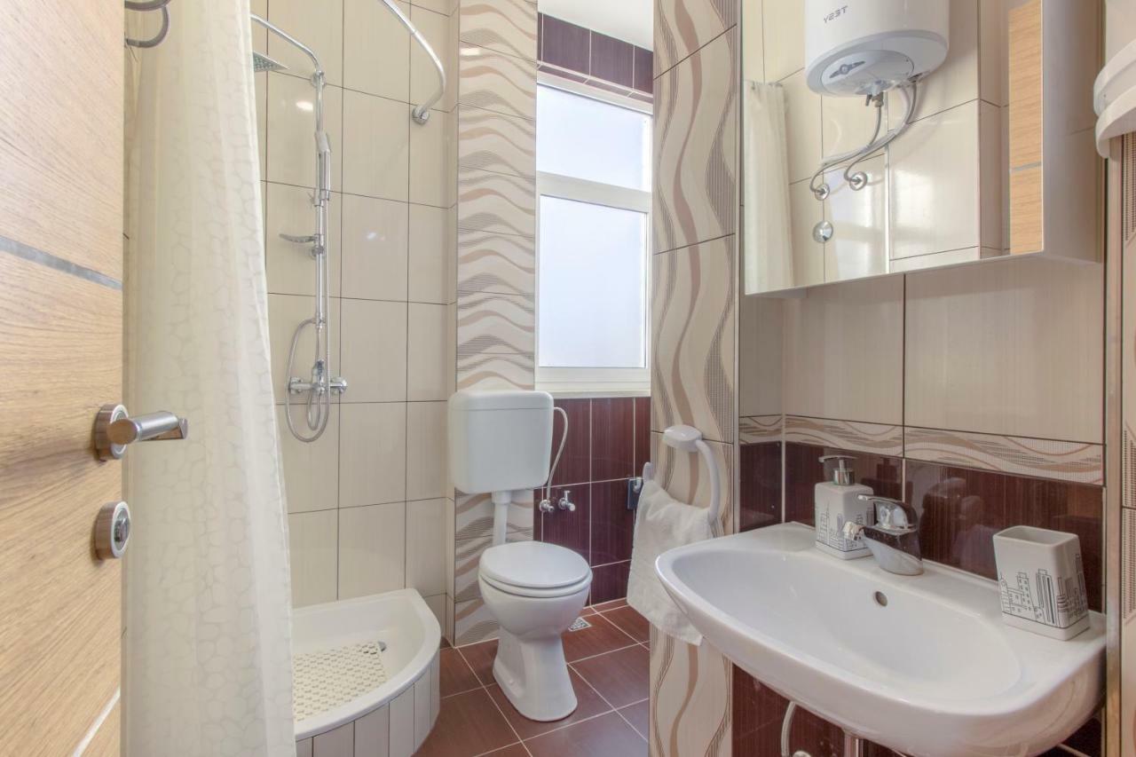 Apartmani Skelin***/**** Kastela Dış mekan fotoğraf